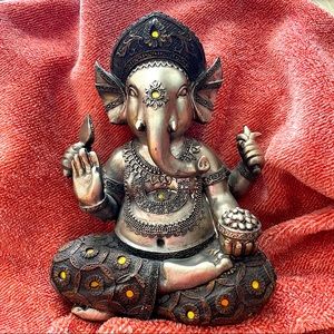 Ganesha elephant god- 9.5inHx6.3inL